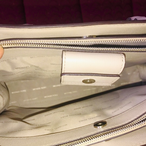 Michael Kors Women's Satchel Medium Sutton Gusset Cement Color Handbag Bag - Picture 9 of 10